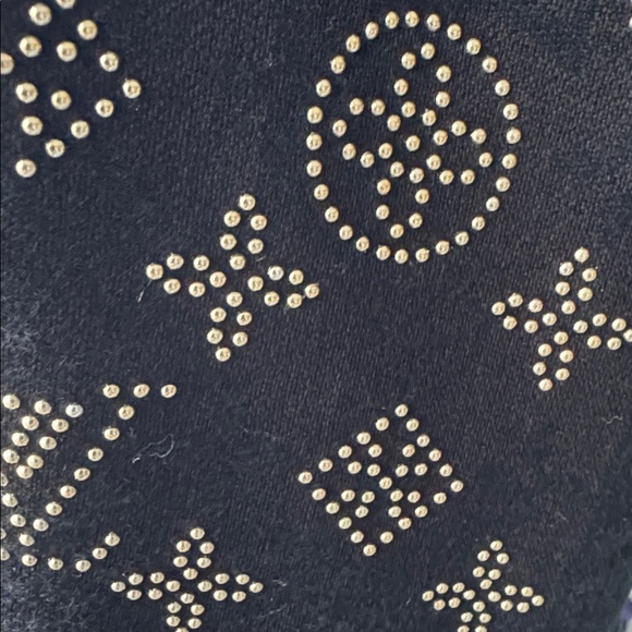 Luxury Black and Gold  studded Scarf - Picture 5 of 5
